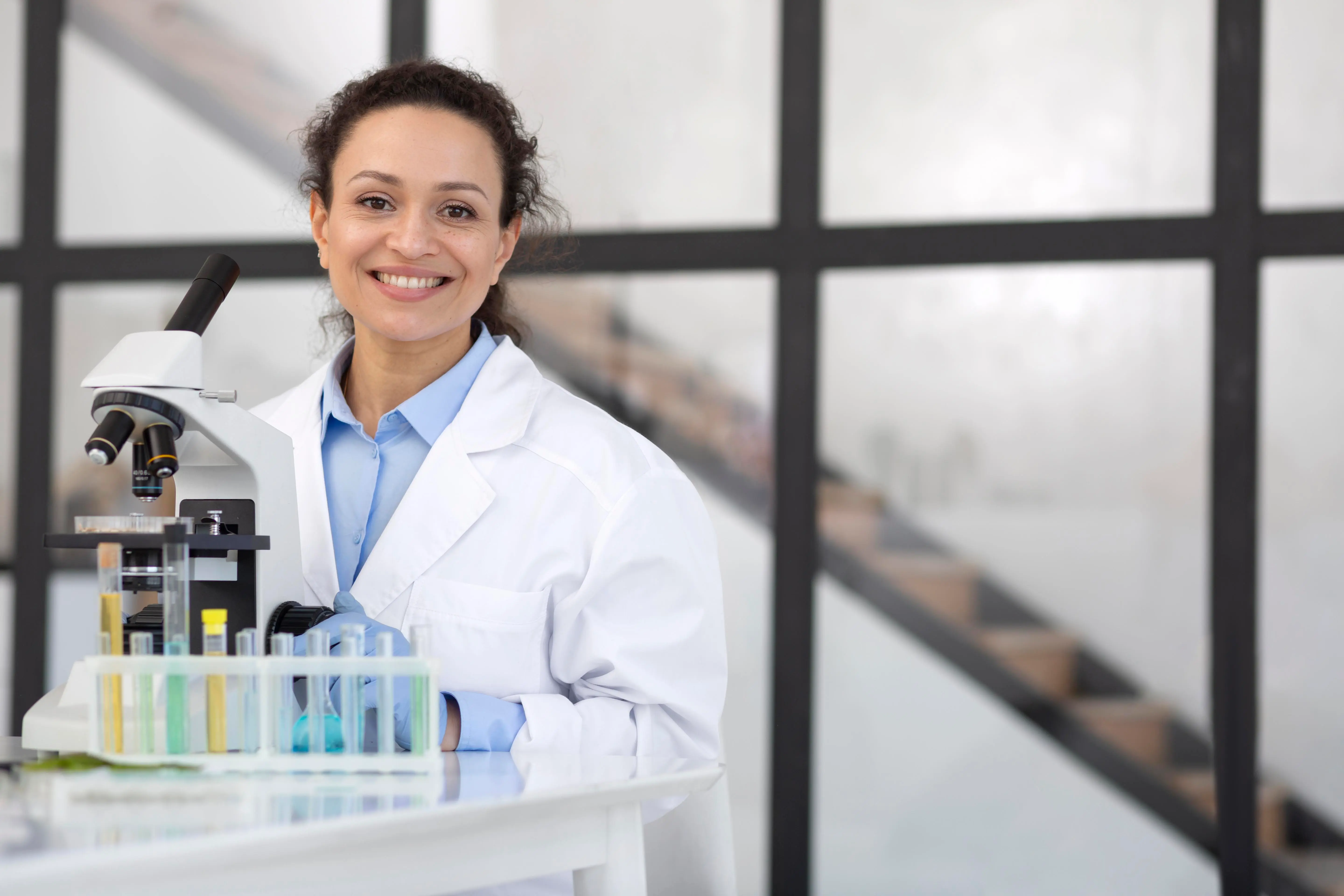 CrelioHealth lab software in a clinical diagnostics lab